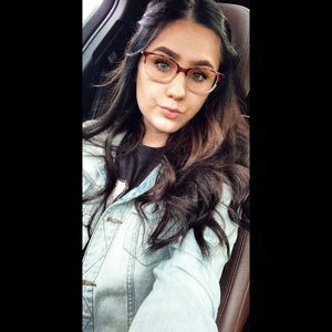 Meet your Posher, Sarah